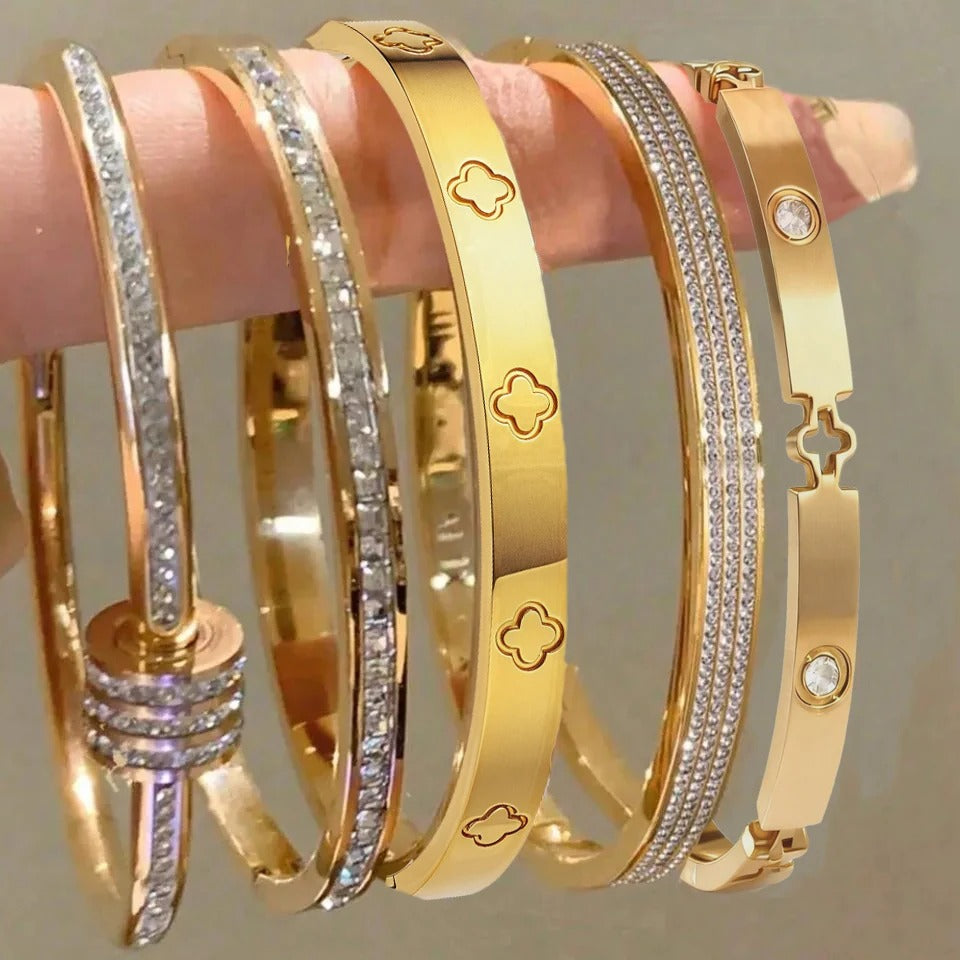 Lunaflora Charm Bracelet Set